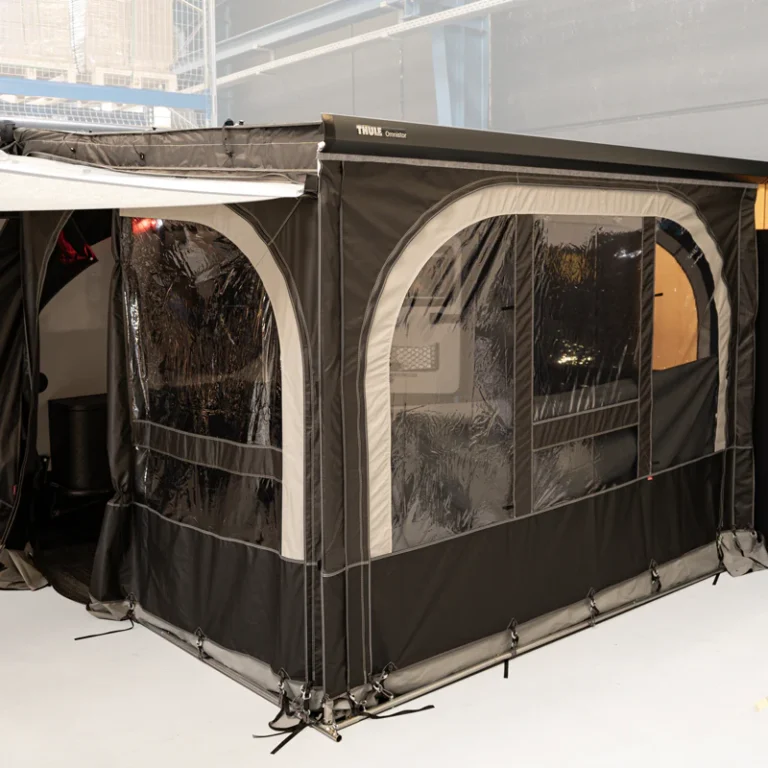 Full Awning for Thule – vedeți detaliată a produsului montat sau utilizat