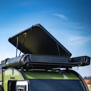 Roof Box – vedere detaliată a produsului montat sau utilizat